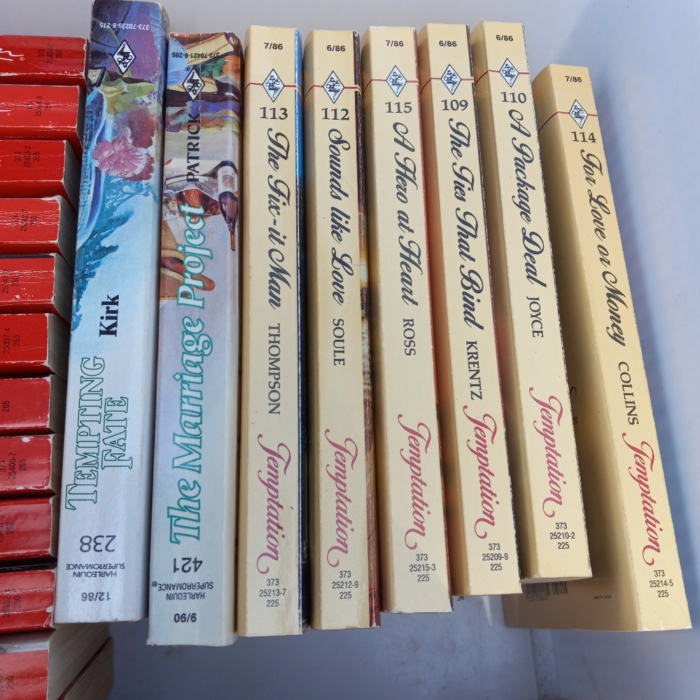 Book bundle - Picture 3 of 3